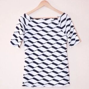 New York & Company Navy and White Zig-Zag Shirt
